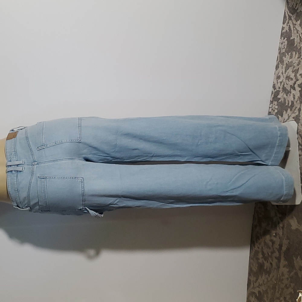American Eagle Outfitters Light Blue Flare Jeans - Picture 6 of 16